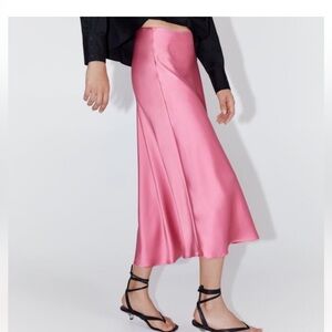 NWOT ZARA PINK MIDI SKIRT SATIN